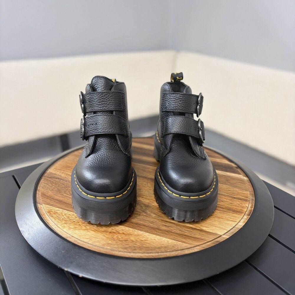 Dr Martens Devon Heart Platform Boots US 7 L UK 5 Black Milled Nappa Leather Y2k